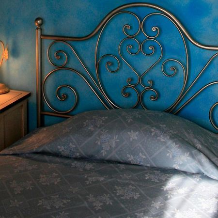 Agriturismo Fara Hotel Montegiorgio Værelse billede