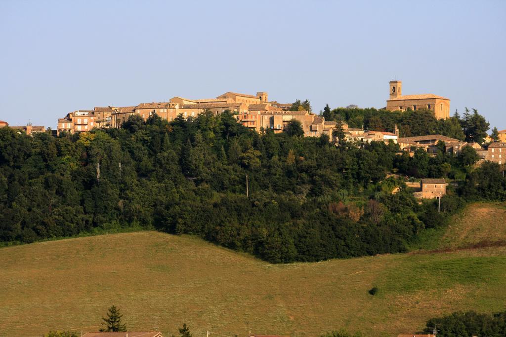 Agriturismo Fara Hotel Montegiorgio Eksteriør billede