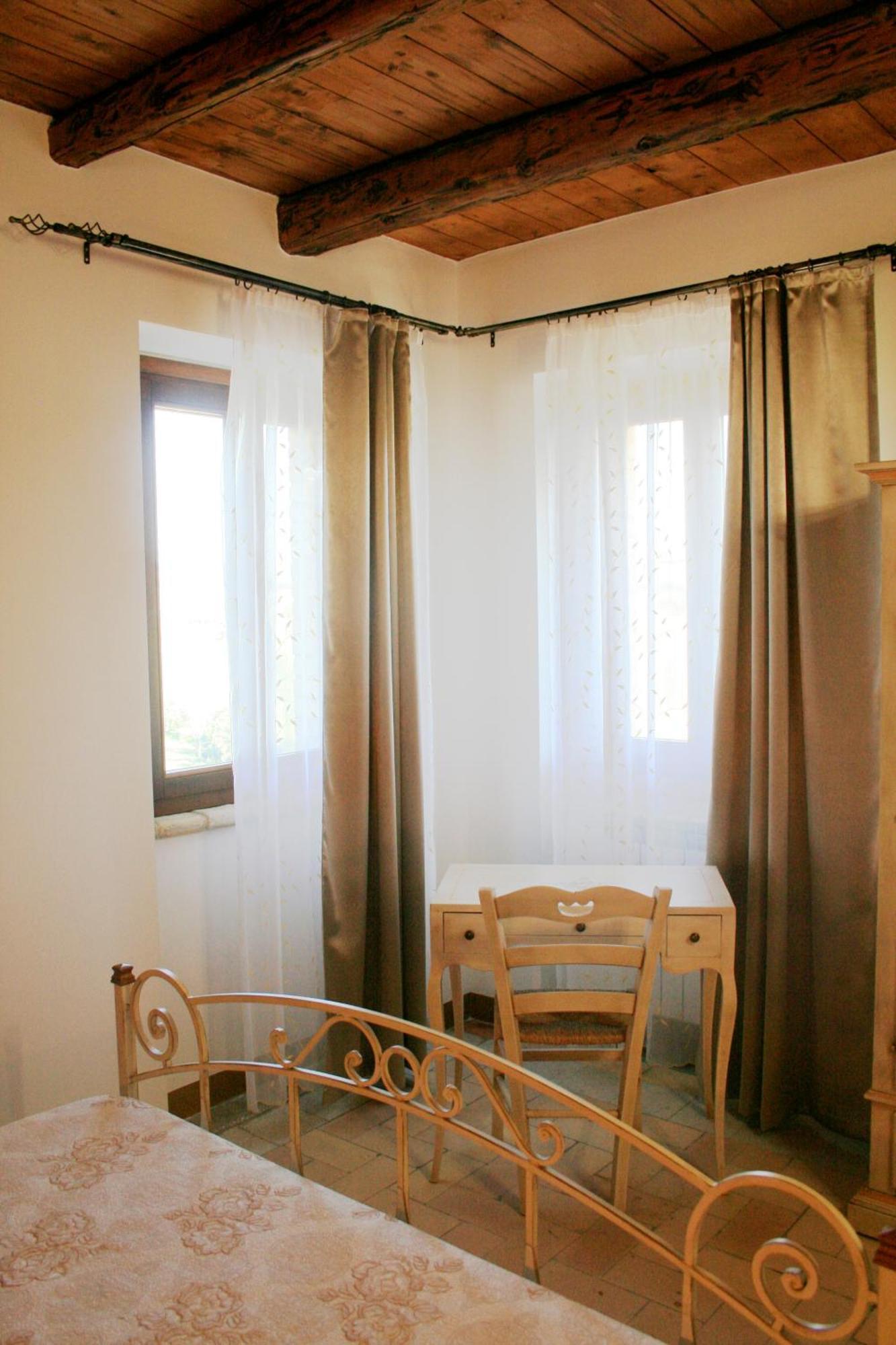 Agriturismo Fara Hotel Montegiorgio Værelse billede