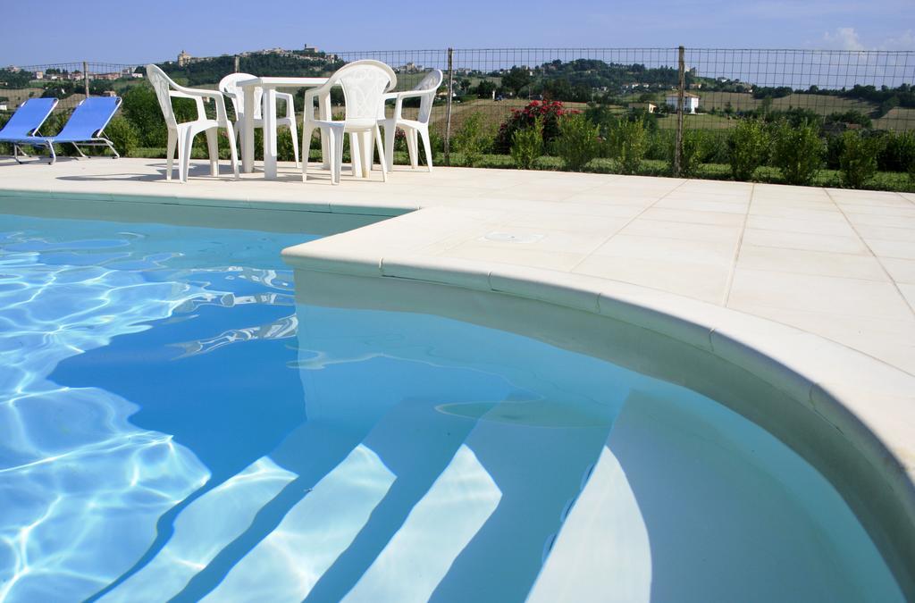Agriturismo Fara Hotel Montegiorgio Værelse billede