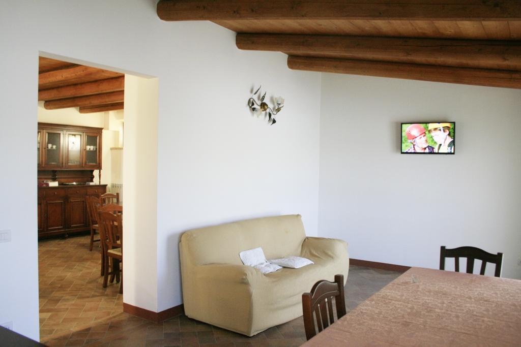 Agriturismo Fara Hotel Montegiorgio Eksteriør billede
