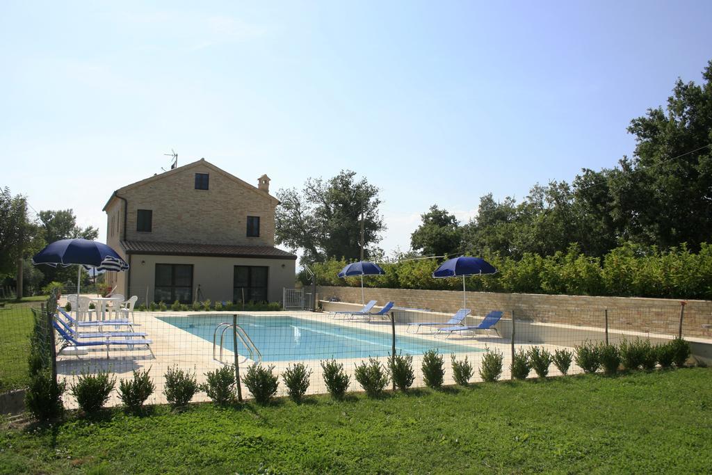 Agriturismo Fara Hotel Montegiorgio Eksteriør billede